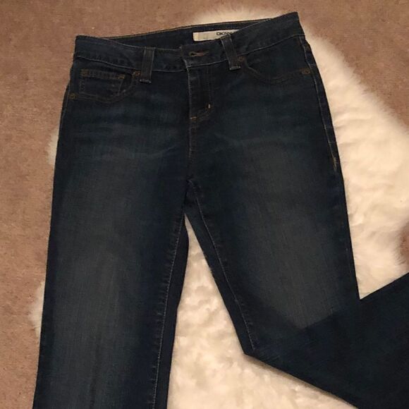 DKNY so ho Jean size 2 - Picture 3 of 4